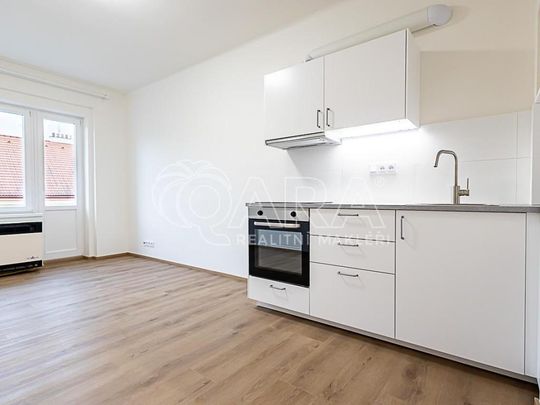 Pronájem bytu 1+kk 22 m2 - Fotografie 1