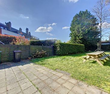 Ruime woning in rustige buurt te Brasschaat - Photo 3