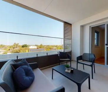 “Live In Luxury” - Photo 5