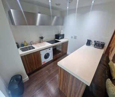 Studio to rent - Photo 1