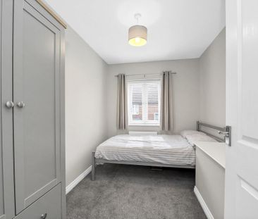 2 bedroom maisonette to rent - Photo 3