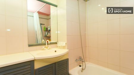 madrid, Community of Madrid 28029 - Photo 5