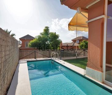 Alquiler de chalet pareado en Avenida Santa Clara Golf - Photo 4