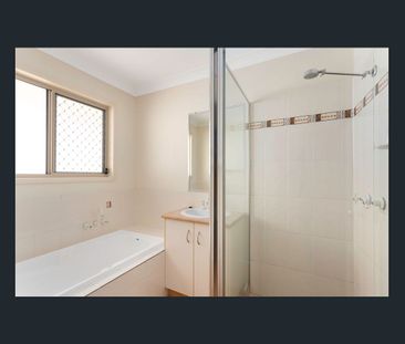 Family Comfort in a Quiet Cul-de-Sac - Photo 2