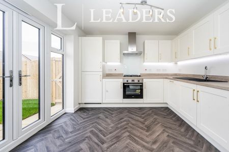 3 bedroom house to rent Claridge Crescent, Eagle Farm South, Milton Keynes, MK17 - Photo 5