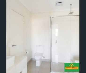 Modern Townhouse Living in Keysborough - Photo 5