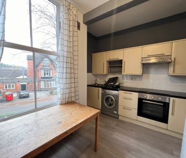 2 bedroom flat to rent - Photo 5