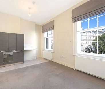 Brilliant studio room with shared bathroom facilities in the heart ... - Photo 6