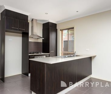 A Low Maintenance Lifestyle in Prime Location - Photo 4