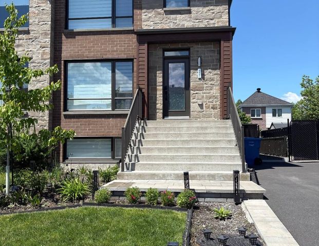 À louer / Maison à étages - Photo 1