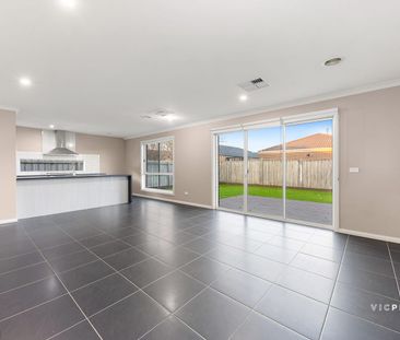 Charming Family Home in Alamanda K-9 College School Zone - Photo 1