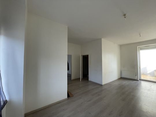 Location Maison 5 pièces 110m² ST PIERRE DE BOEUF 42520 - Photo 1