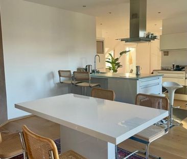 MÖBLIERTES WOHNEN ÜBER DEN DÄCHERN DER STADT/MAUERPARK - Foto 1