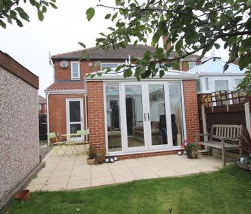 3 bedroom semi-detached house to rent - Photo 1