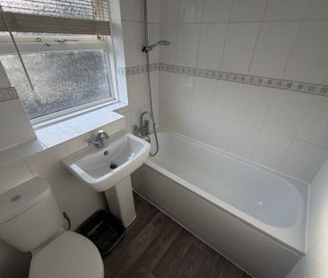 Meltham Close - Photo 6