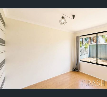 21 McNairn Cross, Leda, WA 6170 - Photo 2