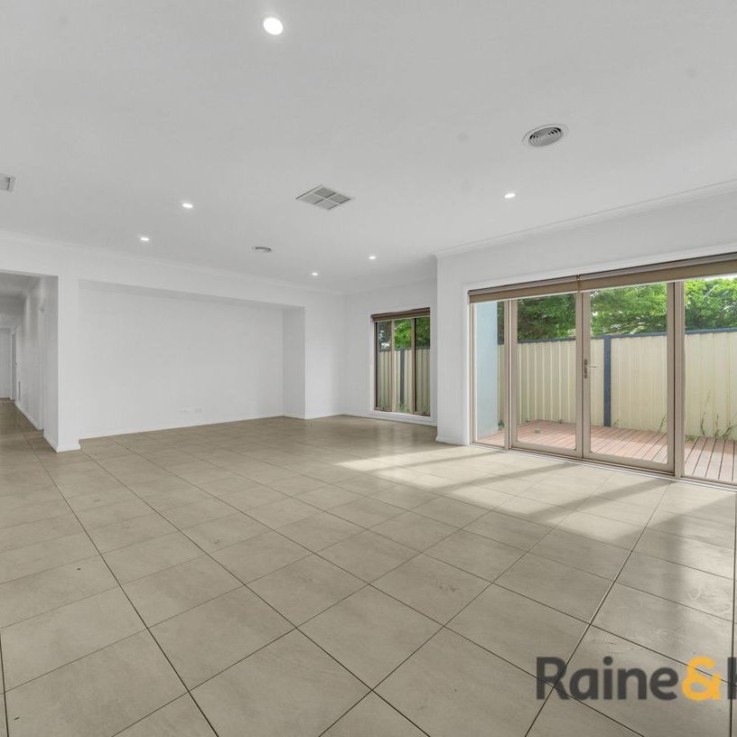 Modern 3-Bedroom Home in Prime Burnside Heights Location - Photo 1