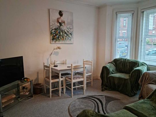 4 Bed Student House Frampton Road - Photo 1