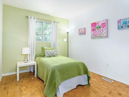 For Lease - 6855 Glen Erin Drive Unit# 15, Mississauga, Ontario - Photo 3