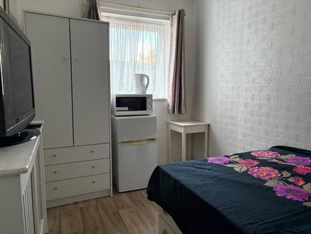 Room in a Shared House, Villiers Street, CV2 - Photo 2