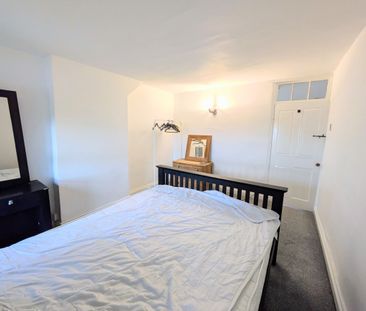 The Shoe, Chippenham, North Wraxall - Photo 6