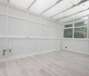 School House, Wiltshire Lane, Pinner, HA5 - Photo 6