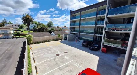 Fully Furnished Apartment! - Photo 3