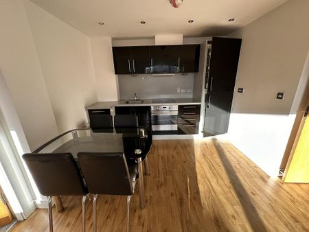 2 bedroom apartment to rent - Photo 5
