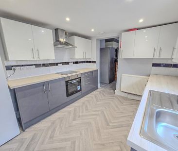 5 bedroom terraced house to rent - Photo 6