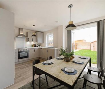 3 bedroom semi-detached house to rent - Photo 2