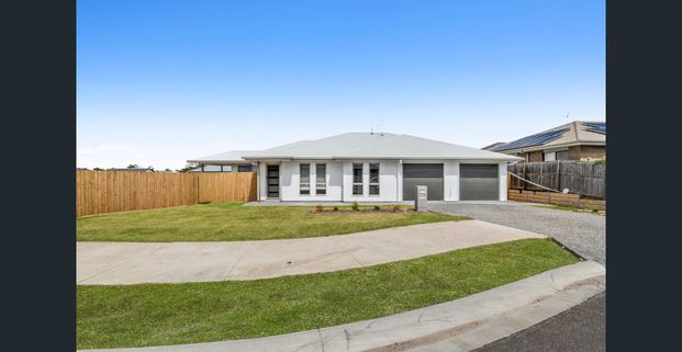 Modern and Spacious Rental Property in Logan Reserve - Your Ideal Home Awaits! - Photo 1