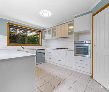 Great 4 Bedroom Home - Photo 6