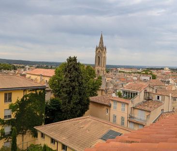 Location Appartement 3 pièces 78m² AIX EN PROVENCE 13100 - Photo 2