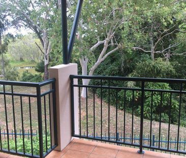 STYLISH APARTMENT WITH BUSH AND RIVER VIEWS FROM YOUR BALCONY! - Photo 4