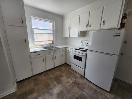 5 - 649 Rideau Street - Photo 4