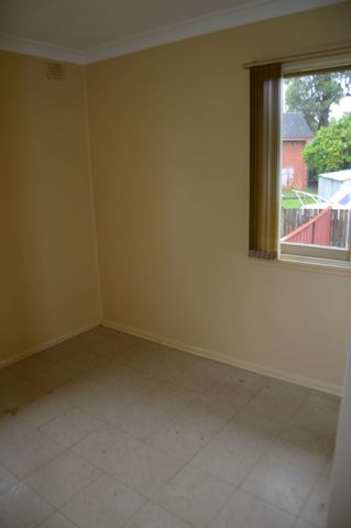 Family Home - Photo 3