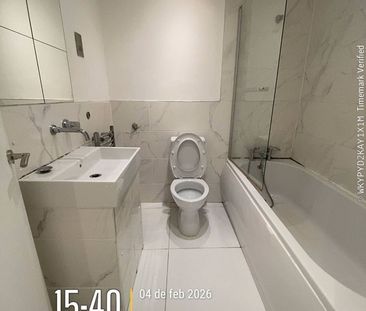 2 Bed Flat, High Street North, E6 - Photo 2