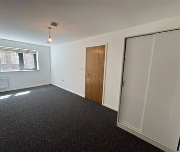 11, Nottingham, Nottinghamshire, NG2 - Photo 6