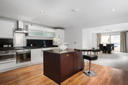 3 bedroom apartment to rent - Photo 5