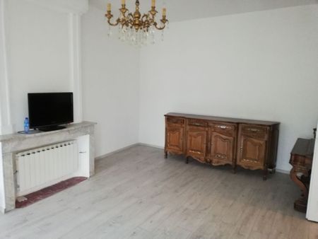 Location Appartement 2 pièces 72m² ST AMBROIX 30500 - Photo 2