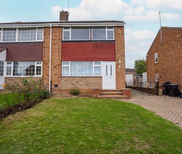 3 bedroom semi-detached house to rent - Photo 5