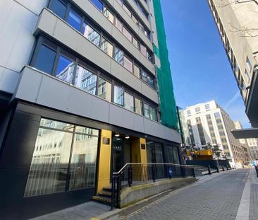 Studio to rent - Photo 3