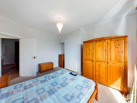 Broombank Terrace, Carrick Knowe, Edinburgh, EH12 - Photo 4