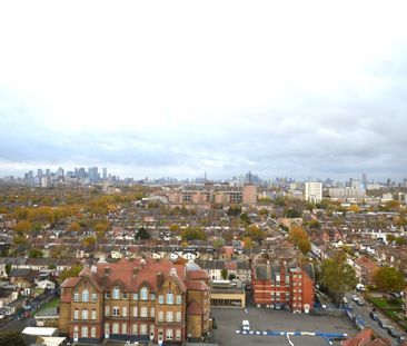 1 Bed Flat, Cornwell House, E6 - Photo 2
