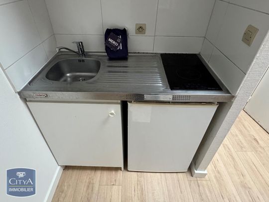 Location Appartement 1 pièce 18m² POITIERS 86000 - Photo 1