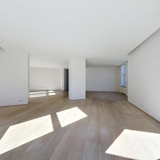 Appartement te huur - Photo 1