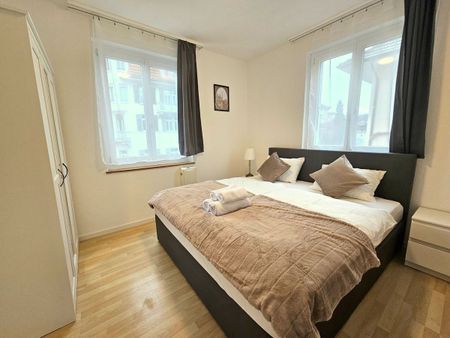 Stylish, furnished studio for short-term rent - Photo 2