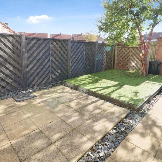 2 bedroom terraced house to rent - Photo 1