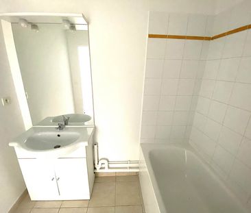 Location Appartement 2 pièces 49m² - Photo 5