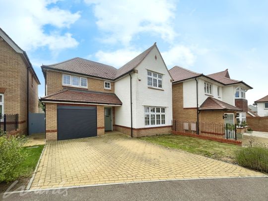 4 bedroom detached house to rent - Photo 1